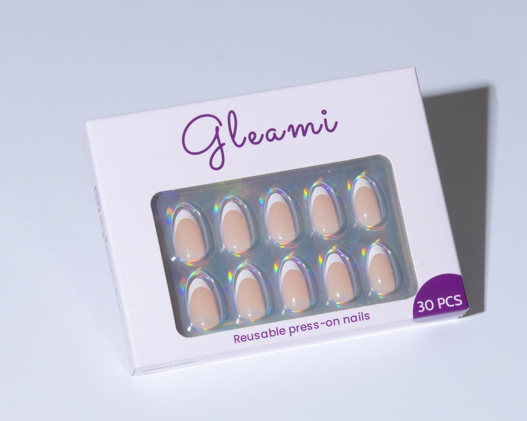 Gleami Elegant Edge Almond V-French Press-On Nails