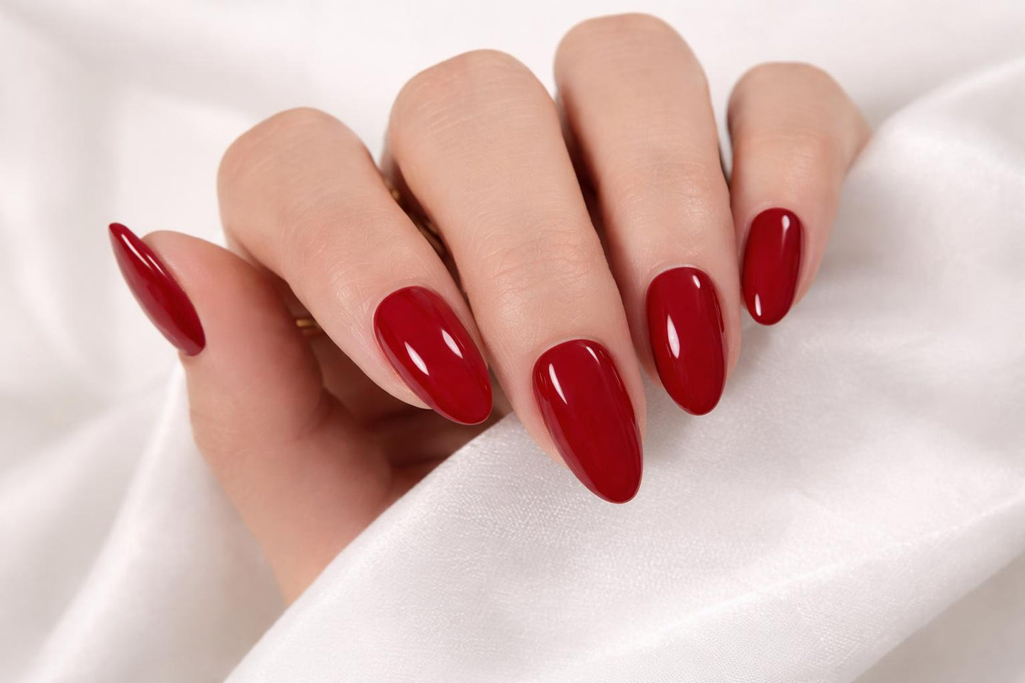 Gleami Scarlet Queen Press-On Nails